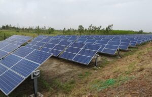 সোলার প্যানেল(Solar Panel) -ভবিষ্যত বিদ্যুৎ জোগানের বৃহত্তম উৎস (Price , Availability , Future plan in India)